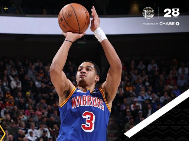 b体育-内线被爆仅得85分 伤兵满营的勇士进攻完全冰冻